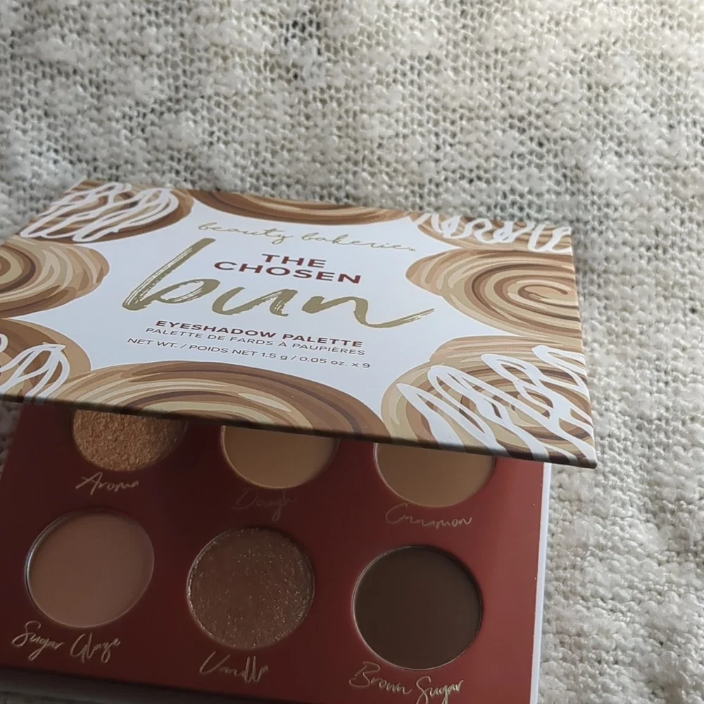 Beauty Bakerie The Chosen Bun Eyeshadow Pallate, 9x 1.5g/0.05oz